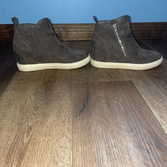 Gray Ankle Boots - Picture 1 of 2